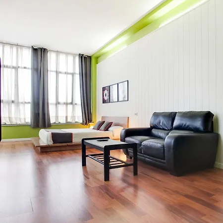 Oyo Parque Empresarial Hotel