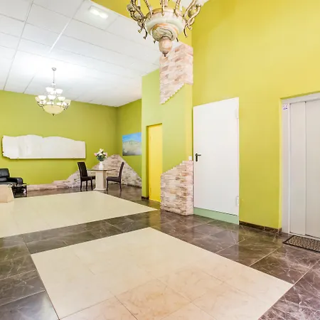 Oyo Parque Empresarial 3*