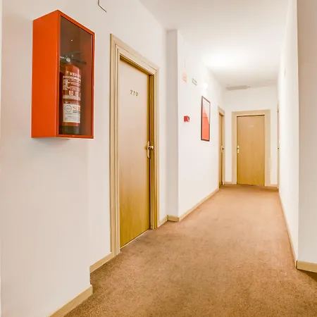 Oyo Parque Empresarial 3* Aviles