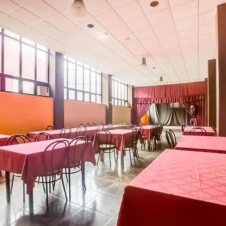 Oyo Parque Empresarial Hotel Aviles