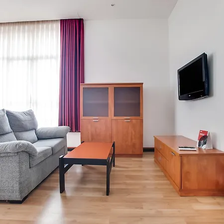 Oyo Parque Empresarial Отель 3*